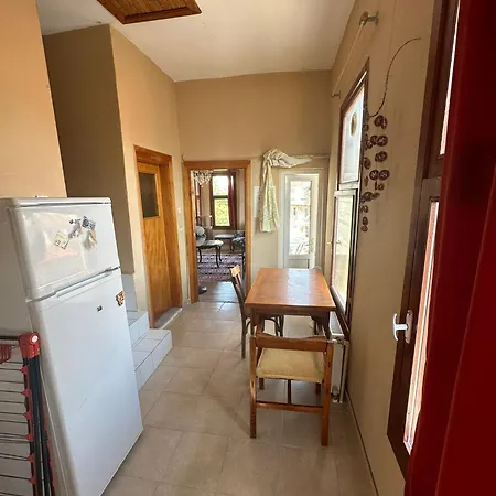 Mnimi Heybeli * Adalar