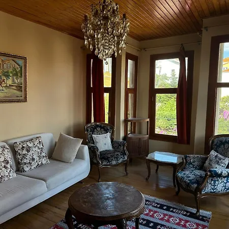 Mnimi Heybeli Adalar
